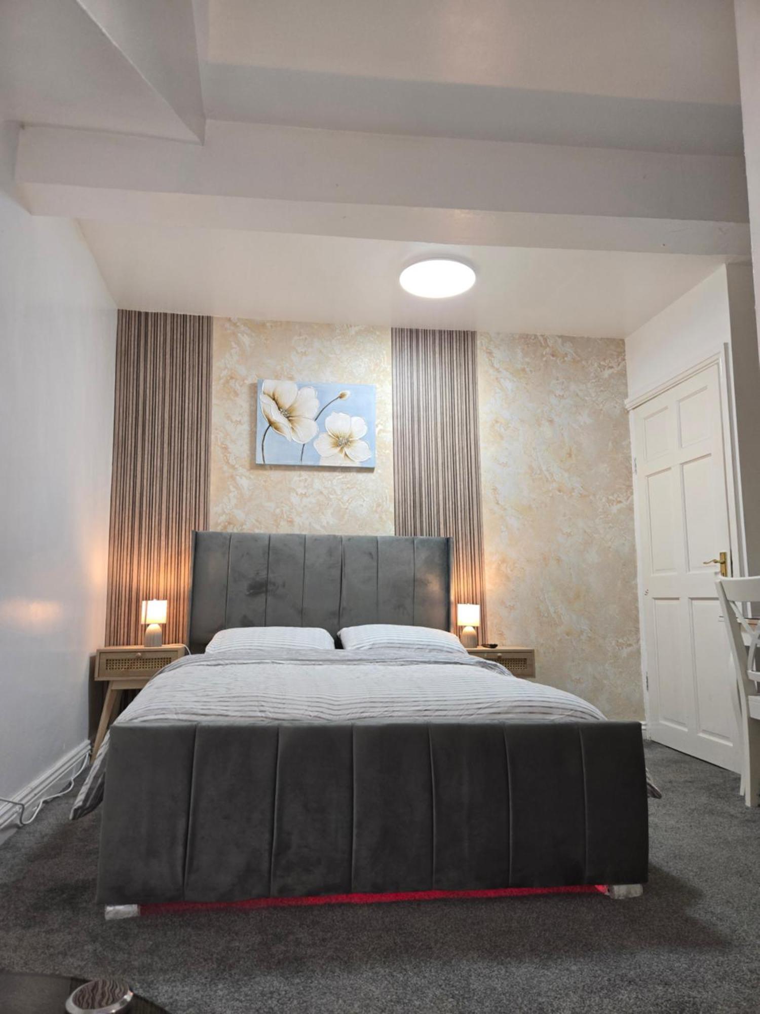 Chub Luxury Ensuite Проживание в семье